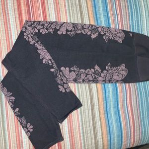 Fabletics Seamless beautiful butterfly leggings